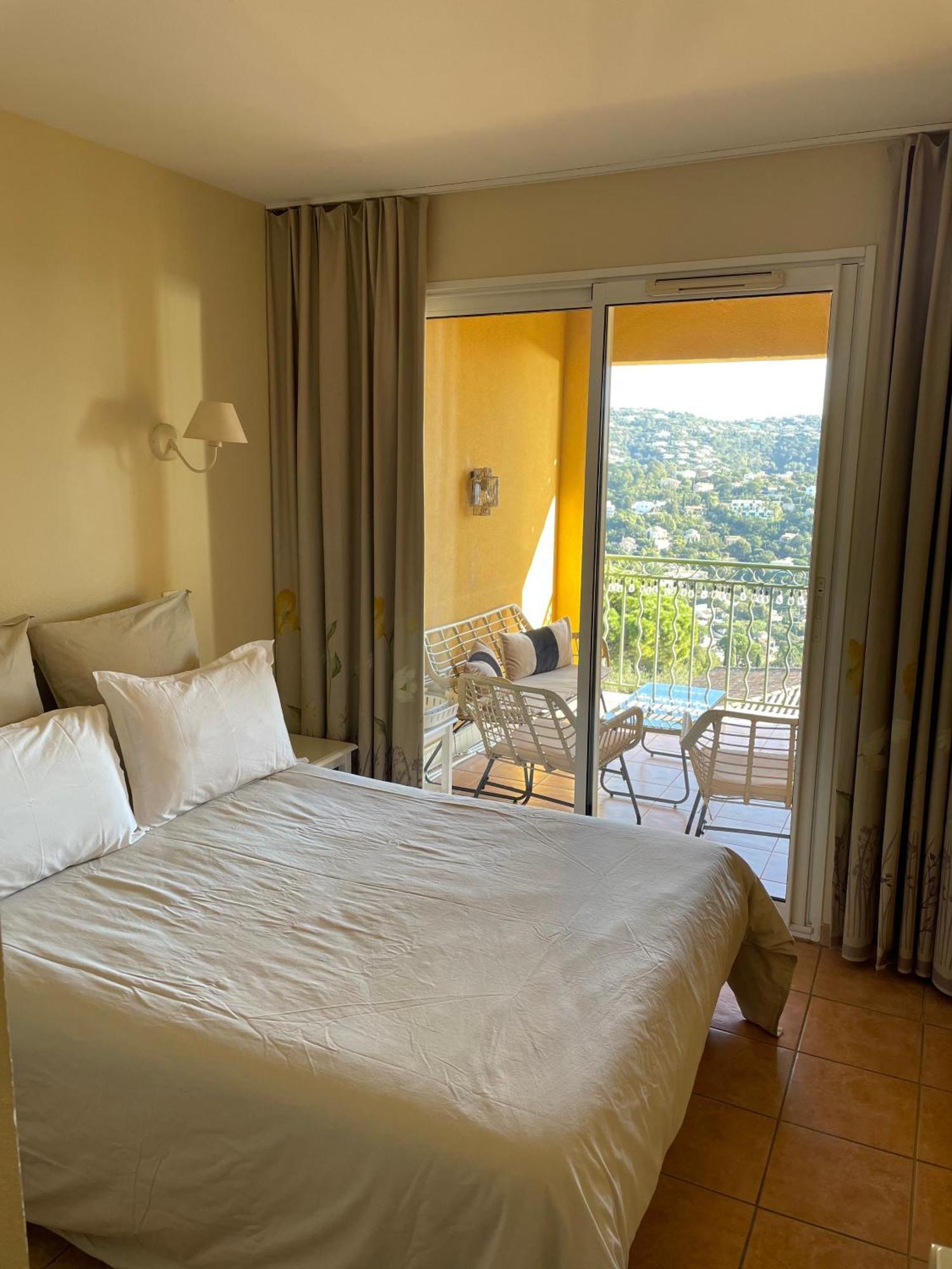 Blue Bay Issambres Apartment Ле Исамбр Екстериор снимка