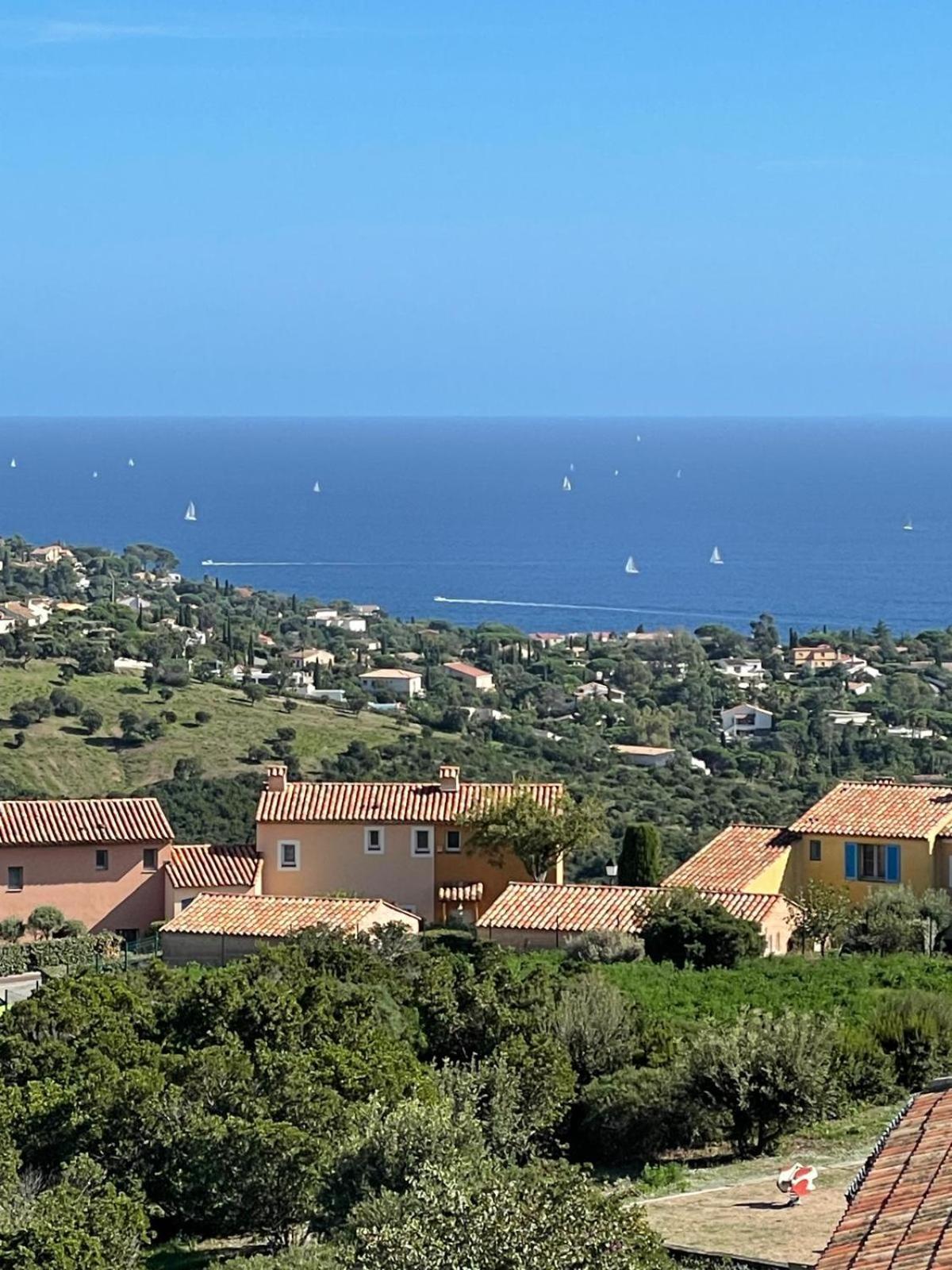 Blue Bay Issambres Apartment Ле Исамбр Екстериор снимка